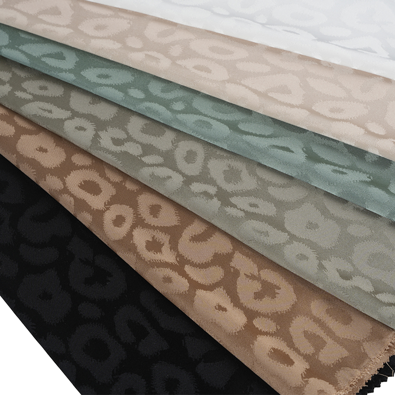 50/75 کشش ساتن ژاکارد پلنگی